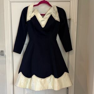 Rare Vintage 1960s Japanese Seifuku School Girl Style Dress in Navy & Cream